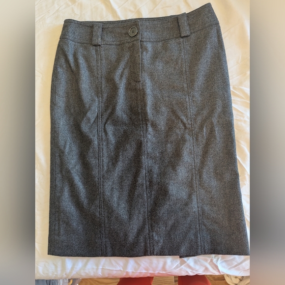 Burberry Grey Pencil Skirt - Picture 1 of 7